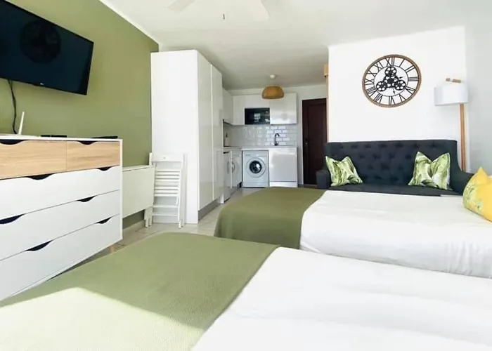 Beautiful 'studio Verde' With Panoramic Sea Views アパート *